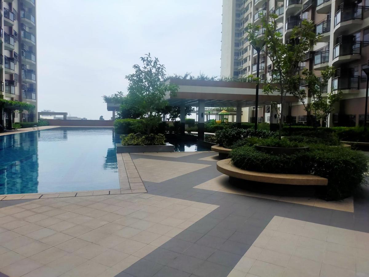 Aparthotel The Radiance Manila Bay à Pasay Extérieur photo